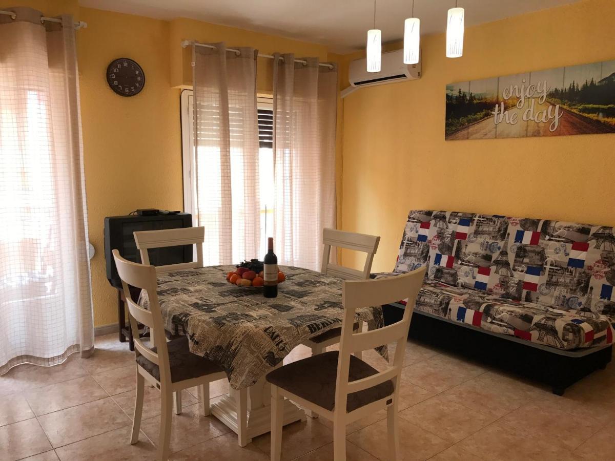 Ayuntamiento Alicante Apartment Bagian luar foto